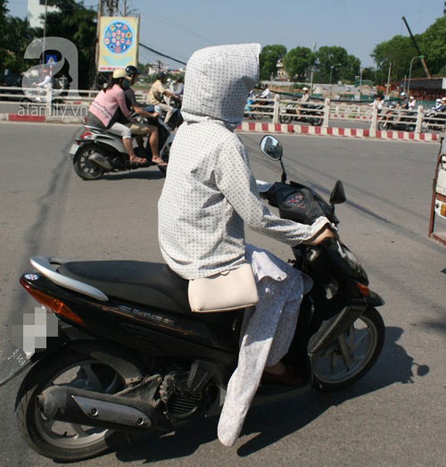 Soi thời trang chống nắng của phụ nữ Châu Á - 17