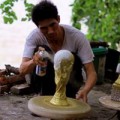 Tin tức - Về Bát Tràng "săn" cup FIFA giá 70.000 đồng