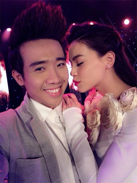 Huy Khánh và vợ quot;trốn conquot; đi du lịch - 11