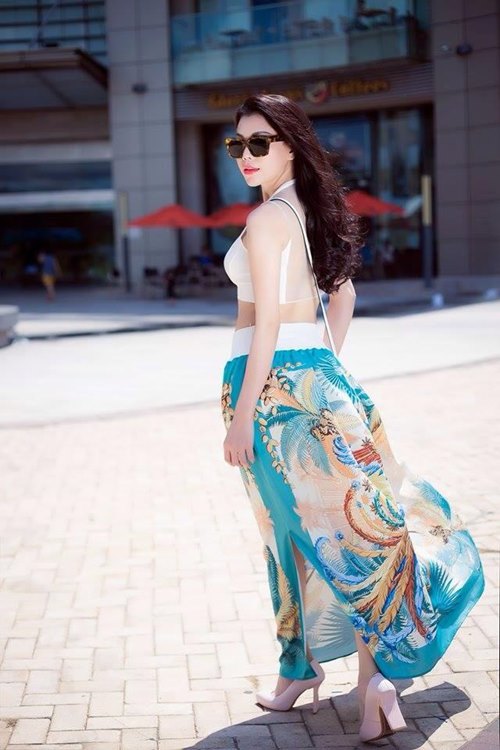Sao Việt xuống phố như sải bước trên sàn catwalk - 8