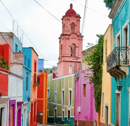 Dạo quanh con phố mang sắc màu cổ tích ở Mexico - 4