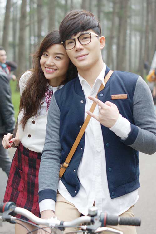 Lộ diện quot;bạn gáiquot; thời đi học của Nathan Lee - 6