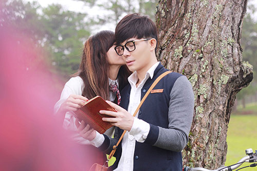 Lộ diện quot;bạn gáiquot; thời đi học của Nathan Lee - 11