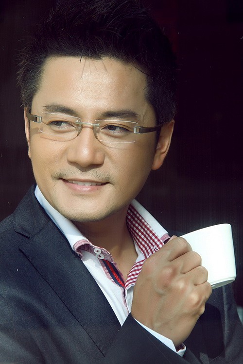 quot;Jang Dong Gun phiên bản Việtquot; khoe vẻ lịch lãm - 8