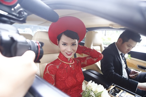 Siêu xe 11 tỷ rước Trà My Idol về nhà chồng - 7