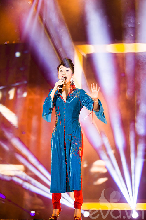 Hồng Nhung được khán giả trẻ yêu thích - 4