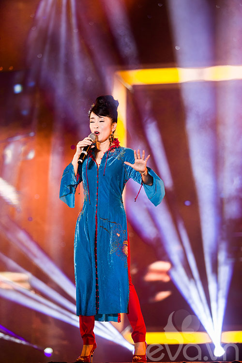 Hồng Nhung được khán giả trẻ yêu thích - 5