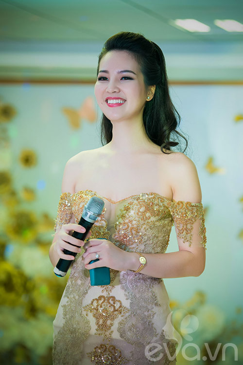 Diễm Hương xinh đẹp rạng rỡ đi sự kiện - 15