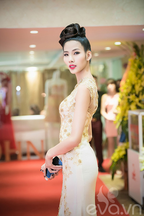 Diễm Hương xinh đẹp rạng rỡ đi sự kiện - 7