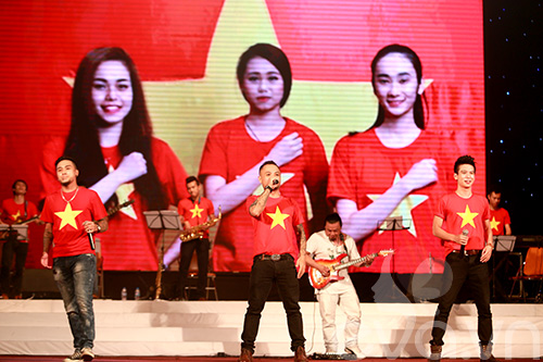 Mỹ Tâm xin được hát trong đêm nhạc hướng về biển đảo - 17