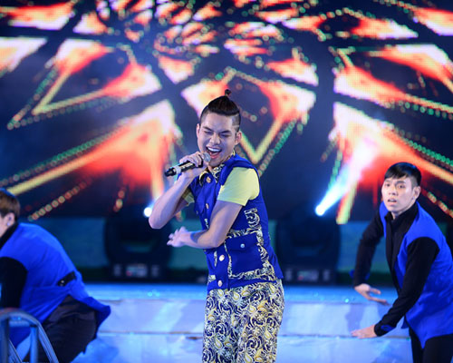 Thân thế 4 người con nuôi của Hoài Linh - 10