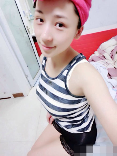 Bầu 9x trắng mịn nhờ mặt nạ hoa hồng - 13