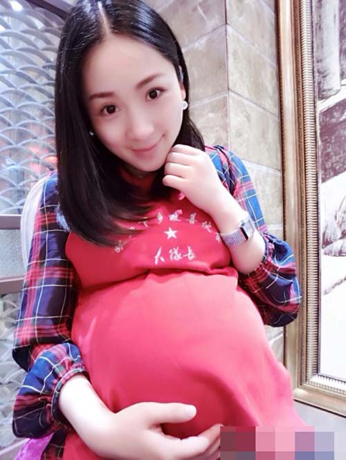 Bầu 9x trắng mịn nhờ mặt nạ hoa hồng - 6