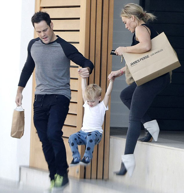 Sau 6 tháng chia tay, Hilary Duff tái hợp chồng cũ - 7