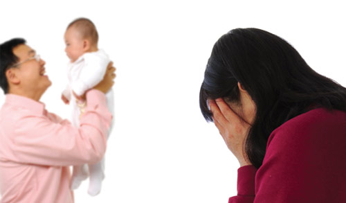 quot;Ức chếquot; vì chồng lười chăm con - 2