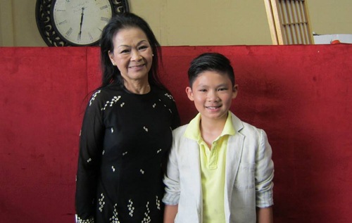 Con trai Bằng Kiều tự tin đi diễn ở Mỹ - 5