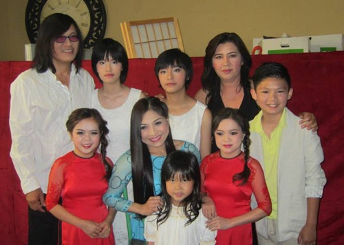 Con trai Bằng Kiều tự tin đi diễn ở Mỹ - 6