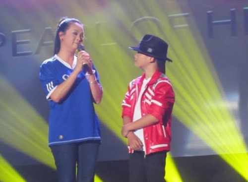 Con trai Bằng Kiều tự tin đi diễn ở Mỹ - 9