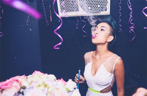 Vợ chồng Trà My quậy tưng bừng sau tiệc cưới - 11