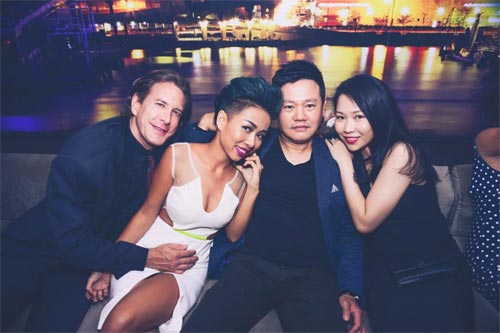 Vợ chồng Trà My quậy tưng bừng sau tiệc cưới - 10