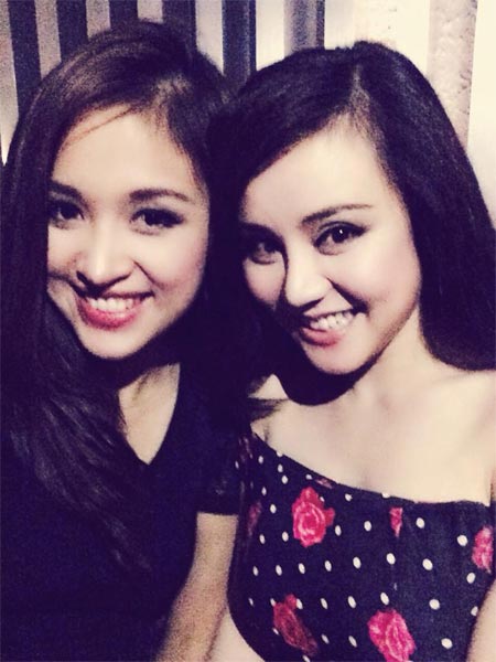 Bà Tưng làm cầu thủ xinh đẹp trên sân bóng - 17