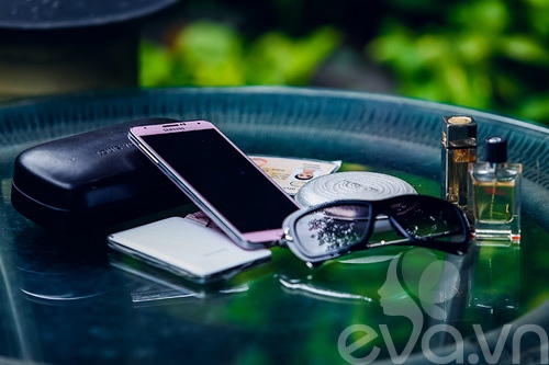 Khám túi hiệu giá 150 triệu đồng Trang Nhung - 2