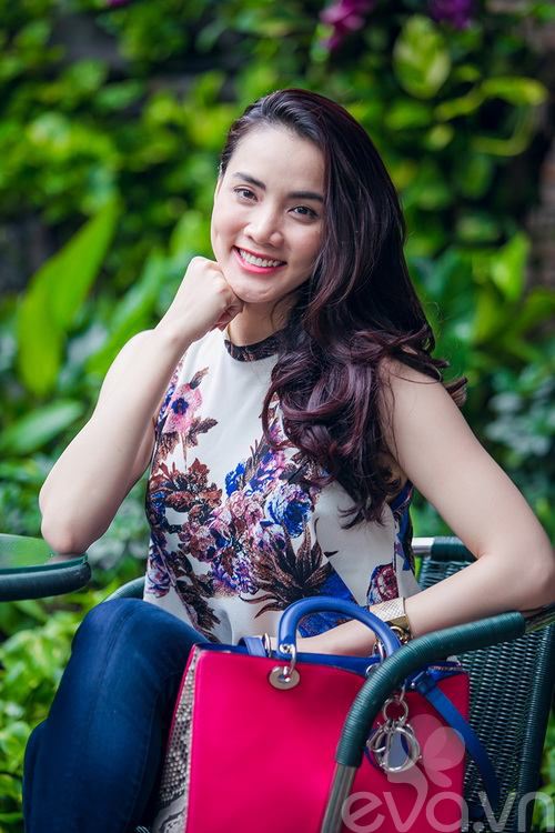 Khám túi hiệu giá 150 triệu đồng Trang Nhung - 1