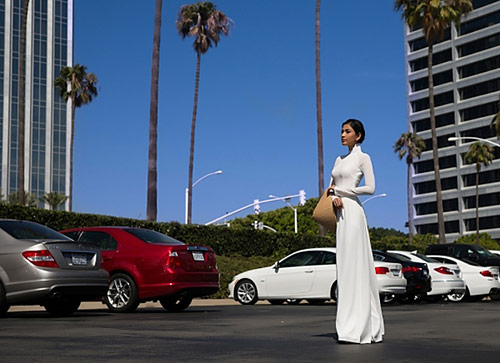 80 HH Hoàn vũ cùng nói: quot;Tôi yêu Việt Namquot; - 1