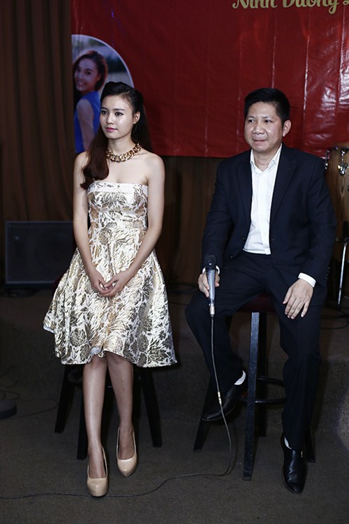 Lan Ngọc khoe vai trần gợi cảm ngày trở thành đại sứ - 7