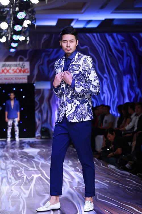 Hè 2014: Thời trang nam giới ngập tràn họa tiết hoa - 4