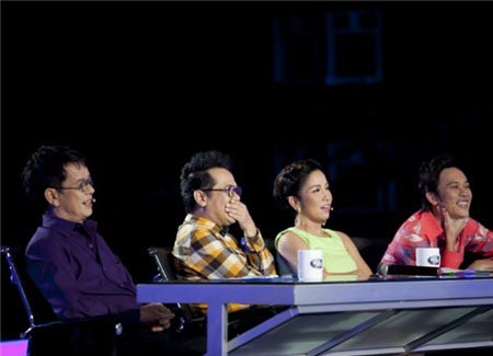 Thành Lộc khẳng định không quot;đá xéoquot; Hoài Linh - 3