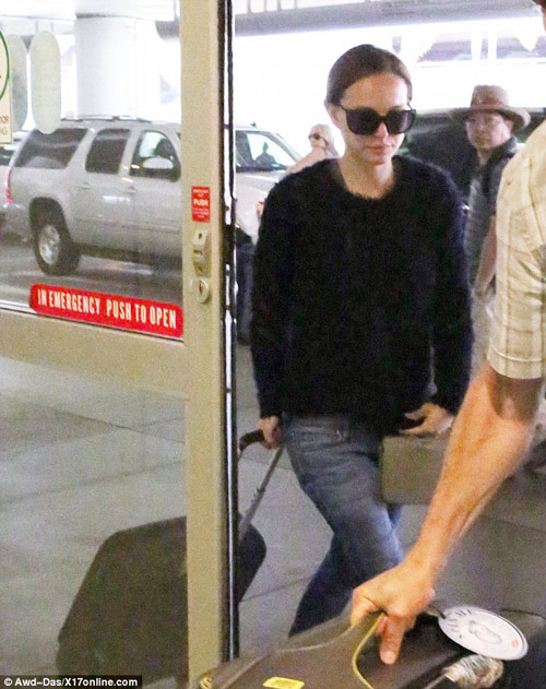 Eva quot;soiquot; 18/6: U50 quot;nóngquot; với bikini - 14