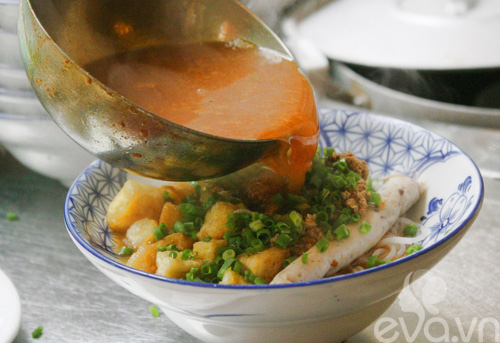 Đến Nguyễn Du tìm ăn bún riêu ốc bò - 12