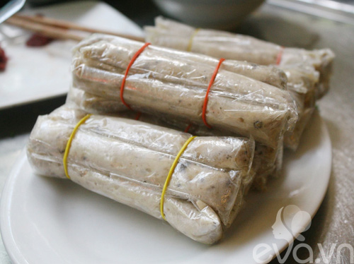 Đến Nguyễn Du tìm ăn bún riêu ốc bò - 5