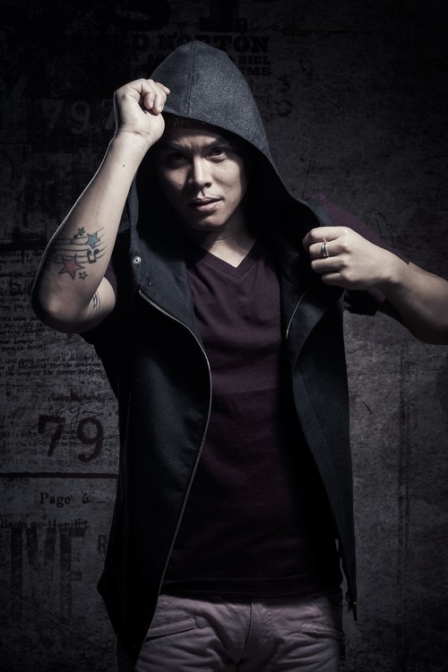 John Huy Trần bất ngờ thừa nhận giới tính thật - 1