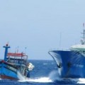 Tin tức - 38 tàu cá Trung Quốc dàn hàng ngang chặn tàu Việt Nam