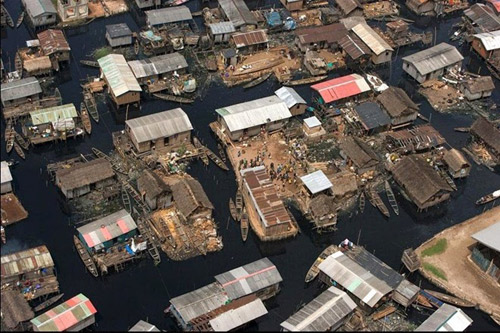 Makoko: Thị trấn ổ chuột nổi ở Nigeria - 12