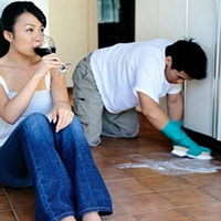 Ứng xử khi chồng kiếm ít tiền hơn bạn - 3