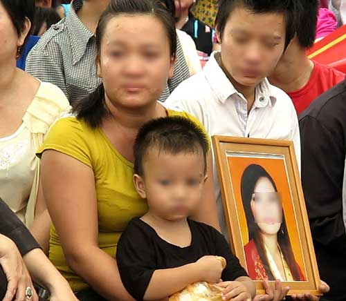 Người nhà kể về kẻ sát nhân quì gối xin lỗi gia đình người tình - 3