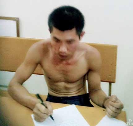 Chấn động: Cháu dùng gậy đánh chết bà nội - 1