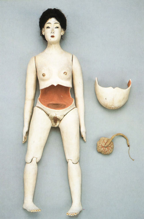 Kỳ lạ búp bê mang bầu xứ anh đào - 3