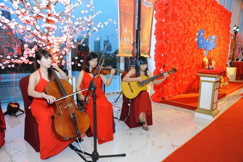 Vân Trang, Quý Bình trải nghiệm đẳng cấp hoàng gia - 5