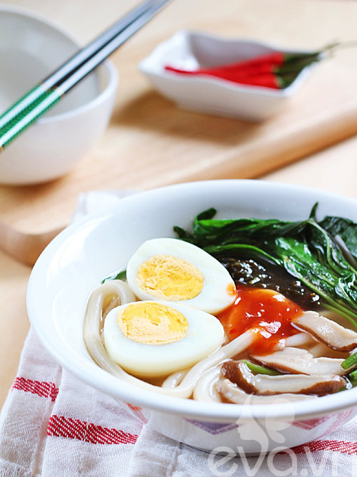 Ăn sáng với món mỳ kiểu Hàn - 11