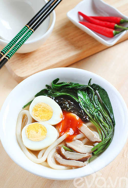 Ăn sáng với món mỳ kiểu Hàn - 12