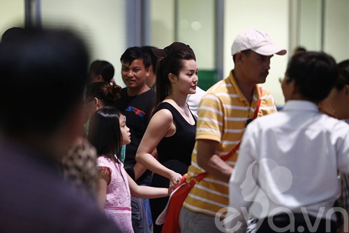 Ngọc Anh mệt mỏi sau scandal mua tin nhắn - 6