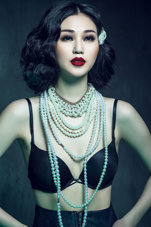 Khánh My nổi loạn với hình ảnh sexy - 8