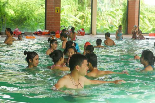 Kỹ năng bơi cho trẻ là #039;ưu tiên số 1#039; dịp hè - 1