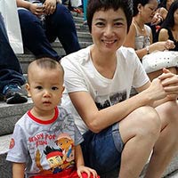 Con trai Thúy Vinh đã lớn phổng phao