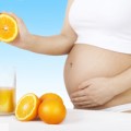 Bà bầu - Nước cam - "thuốc bổ" cho mẹ bầu