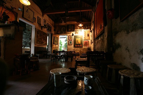 Cafe Cuối Ngõ: Không gian mộc mạc giữa HN - 4